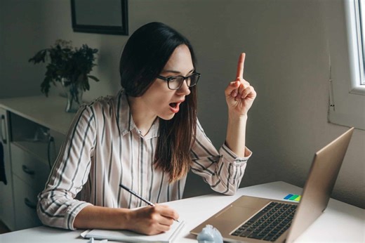 How Mathematicians Unwittingly Signal 'Eureka' Moments Minutes Before They Happen