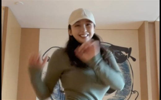 一次看个爽！张曼源性感全集