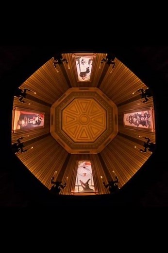 Grim Grinning Ghosts Welcome You! 👻🏰 #disney #hauntedmansion