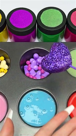 How to Make Glittery Bead Tray Molded from Rainbow Slime