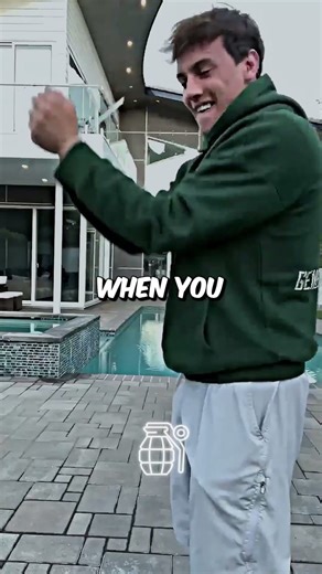 4.7K views · 15 reactions | Cartel's Secret Handcuffs Trick 略殺 | Clutch River | Facebook