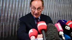 Violences sexuelles dans le patinage: réunion à la Fédération samedi, l'avenir de Gailhaguet sur la table?