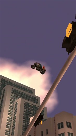 Can I survive this jump? #GTAViceCity #GTA #TommyVercetti #GamingShorts #ViceCity #viral #gameplay