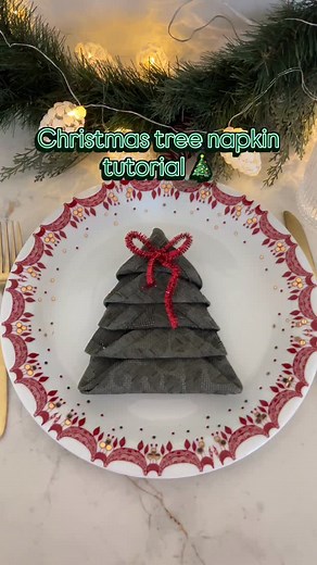 50 reactions · 21 shares | Christmas tree napkin folding tutorial 殺 I always love a cute idea for a Christmas table so if you like this as well be sure to save it so you can do it later for all the Christmas gatherings 殺﫶 #napkinfolding | Mrscarlissa | Facebook