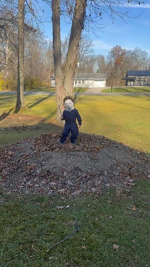Hit ‘em with the Turkey dance Harrison… Happy Thanksgiving everyone🔪🦃 | Michael Myers of Decatur