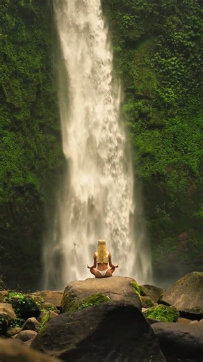 WIND OFF - Waterfall - Chill Sounds - Sleep Healing - Meditation Music - The Zen Zone
