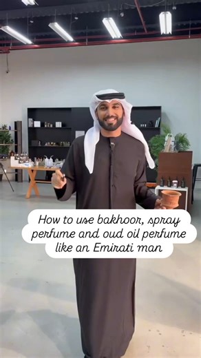 Dear Nigerian men, using bakhoor (turarenwuta) is not a feminine thing, u can use deodorant, bakhoor, spray perfume and oil perfume to smell heavenly all day long. Don't forget using oud bakhoor is a sunnah of our beloved prophet (SAW), so when you do it with the intention of practising the Sunnah, u might get reward in sha Allah. #bakhoor #emiratibakhoor | Khalyaan perfumes