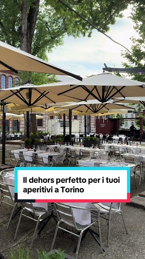 Aperitivo a Torino: Scopri il Dehors Perfetto