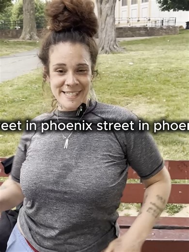 Homeless Woman Interview | 𝔖𝔱𝔯𝔢𝔢𝔱 𝔦𝔫 𝔓𝔥𝔬𝔢𝔫𝔦𝔵