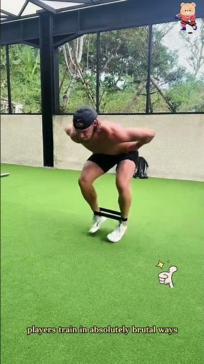 How Do Hockey Pros Make the Puck Stick to Their Stick? #NHL#icehockey#Stickhandling#Training