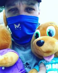 83K views · 2.1K reactions | BANK ROBBED!! high speed chase in progress. Suspect in a green golf cart #winning | Jeremy Renner | Facebook