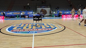 WARM UP 🏀 Riscaldamento in corso al Palazzetto dello sport del Bella Italia EFA Village di Lignano Sabbiadoro per l'Apu Old Wild West Udine che alle 20.45 (diretta streaming su LNP Pass) affronterà Blu Basket Treviglio per la semifinale delle Final Eight di Supercoppa LNP. Forza ragazzi ⚪⚫🎊 #apumania #ApuOnFire #SupercoppaLNP #LNP #LaNostraPassione | Apu Udine