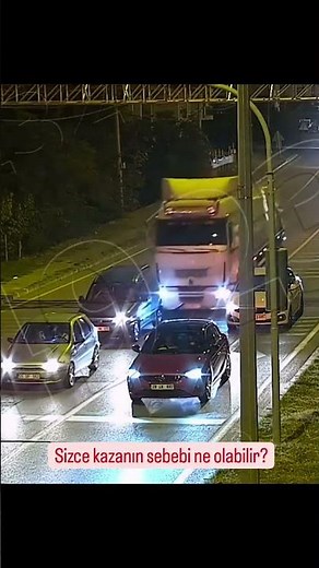 Sizce kazanın sebebi nedir ? #truckcrash