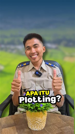 Kantah Kab. Sijunjung on Instagram: "Pernah dengar istilah “plotting” di loket Kantor Pertanahan? Bukan dipersulit, tapi justru biar urusan pertanahanmu jelas dan aman 👌 🔍 Plotting bidang tanah adalah proses menempatkan bidang tanah ke peta digital ATR/BPN berdasarkan data ukur dan koordinat resmi. Kenapa penting? ✔️ Mengetahui letak & batas tanah secara akurat ✔️ Menghindari tumpang tindih dengan bidang lain ✔️ Mendukung proses jual beli, waris, & sertipikasi ✔️ Menyesuaikan tata ruang & izin