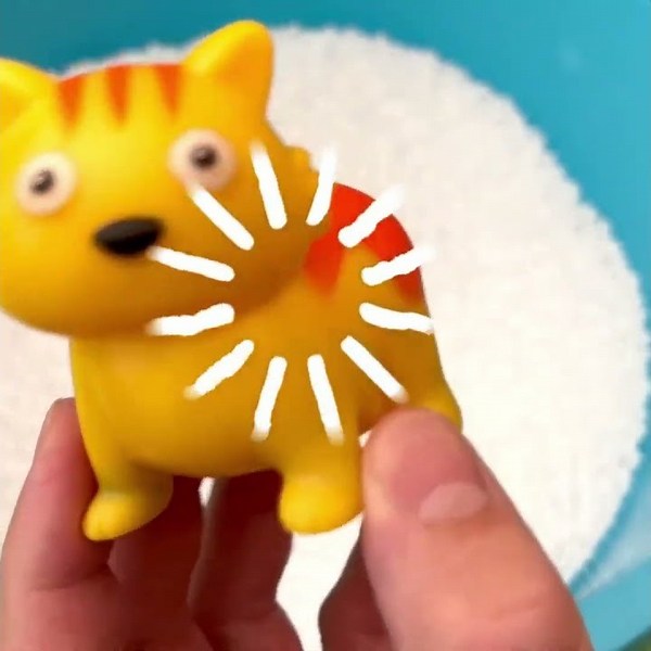 Jumping animals in the clouds! 🦙🦚 White foam reveal #PinoyKidsChannel