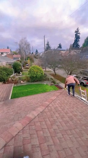 Effective Roof Cleaning Using a Pressure Washer