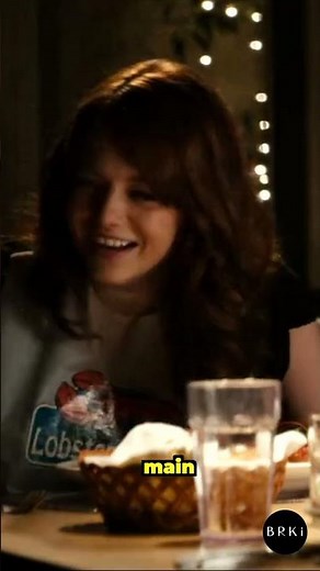 Emma Stone Yum Face | Easy A - The Lobster Shack 😂