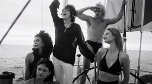 LP révèle son nouveau single «Goodbye»