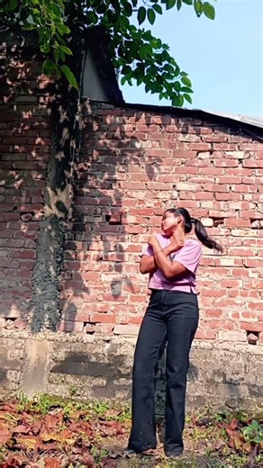 barish ka mosam tha # short # trending # viral # girl dance 😍❤️😂