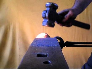 How to forge a horse shoe heart