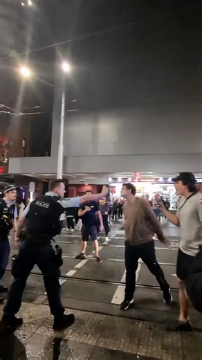 Chaotic scenes unfolded outside an iconic Aussie live music venue this weekend, with cops forced to deploy pepper spray as a wild crowd jeered during an arrest. | News.com.au