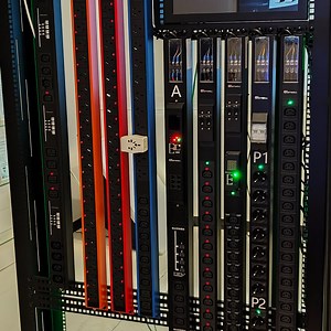 [Hot Item] Efficient 24-Outlet Power Management System for Modern Data Centers