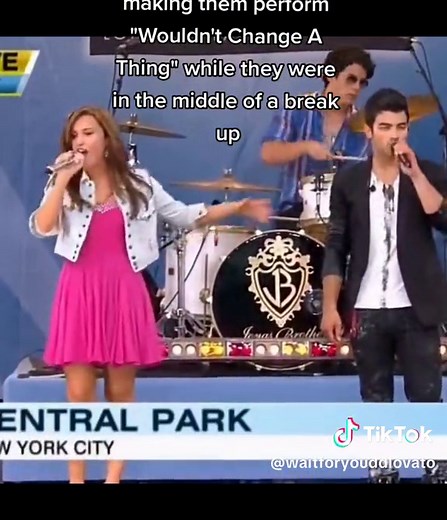 Demi Lovato & Joe Jonas Performance | Breakup History Revealed