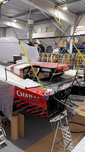 12K views · 936 reactions |  Chantier en cours... ⏳ Un travail minutieux qui devrait se finaliser dans un peu plus d’un mois ! L’équipe est à fond pour cette dernière ligne droite ⛵️ #VivonsFort #CharalSailingTeam #OnlyBeyou | Jérémie Beyou | Facebook