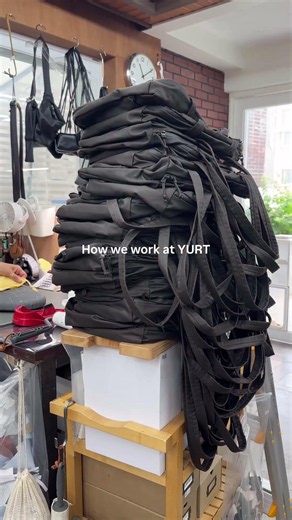 가죽 작업실의 하루 | Handmade Leather Studio at YURT