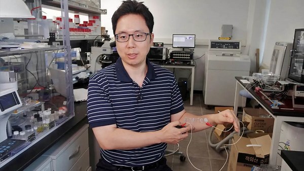 Next-Gen Health Monitoring: The Rise of Nanotech Smart Tattoos