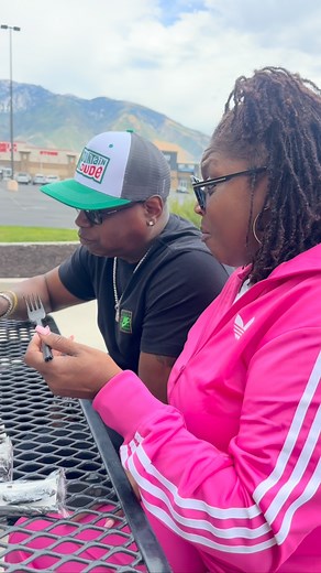 47K views · 723 reactions | NEW ORLEANS IN THA BUILDING‼️TEXAS STYLE BBQLESBBQ.COM➡️STRAIGHT TO YOUR FRONT DOOR ✈️ #lesbbq #lesbbqfamily #texasineverywayyy #foodstagram #food #foodblogger #foodporn #foodlover #foodgasm #inspiration #illustration #instamood #instagram #instafood #instalike #innovation #ink #foodlovers | Les BBQ Sandwiches | Facebook