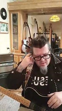 ONLINE ONE ON ONE GUITAR & BASS LESSONS with Mike Gross