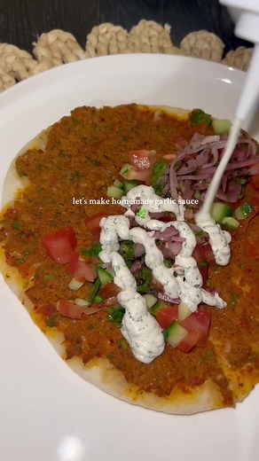 Zelfgemaakte Knoflooksaus Recept