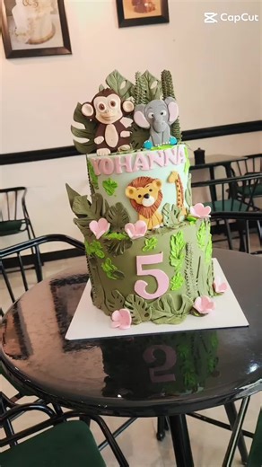 Opera pastry where your dream cakes are presented And with that and others 2025 season comes to end #pastryshop #cakebulbula#opera2025recap #addisababa #CapCut Location: Bole BUlbula 93,