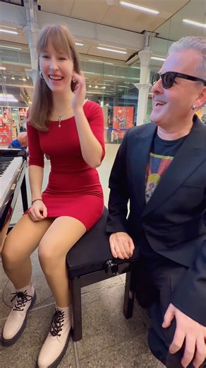 Brendan Kavanagh (Dr K) on Instagram: "Having a chat with Cili Marshal after an intense boogie Woogie session #boogiewoogie #piano #blues #jazz #stridepiano"