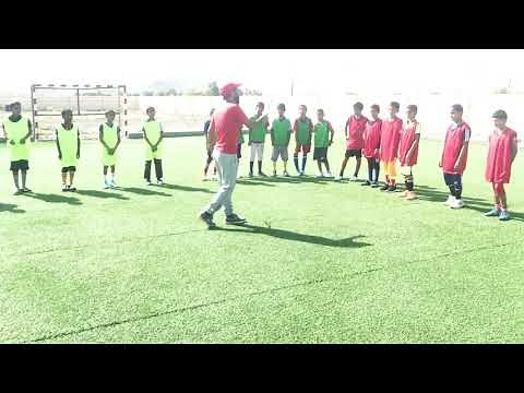 الطريقة الصحيحة لتسليم واستلام عصا التتابع بالطريقة البصرية والطريقة اللابصرية