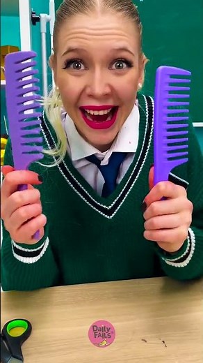 Scary Comb in The Head PRANK 😨 #comedy #funny #prank