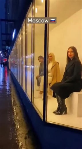 Unexpected Window Displays in Moscow