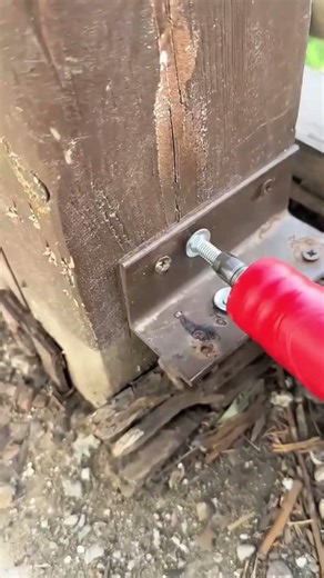 Glue nails, install the assistant #tools #nails #diy