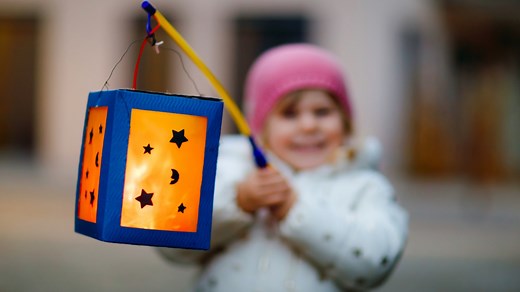 Sankt Martin 2023: Warum gibt es Laternen-Umzüge? Alle wichtigen Infos