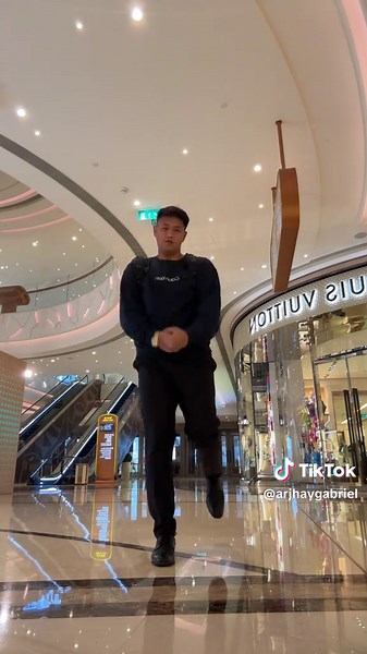 First Day at Work as a Bellman