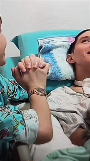 Ohm and Lkkuy's Tiktok Live