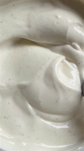 What 100% grass-fed Greek yogurt looks like up close. 👀 Link in bio to find us in a store near you! | Maple Hill