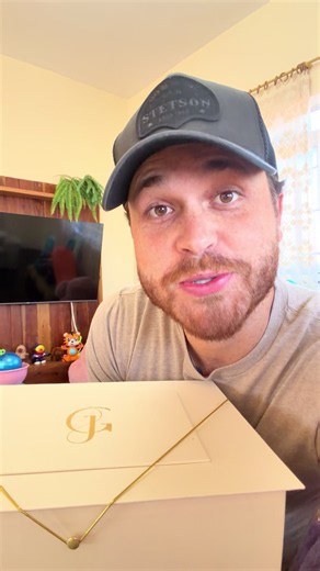 Eu não esperava essa reação da vó 🥺❤️ | gustavo tubarão