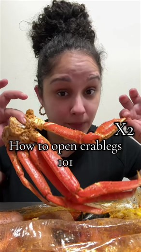 How to Open Crab Legs Easily