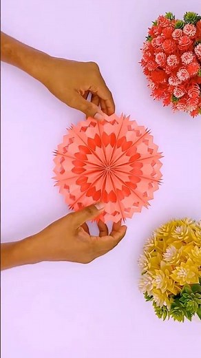 Try this easy 3D snowflake tutorial for Christmas!