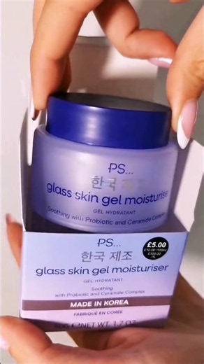 £5 Primark Glass Skin Gel Moisturiser Texture Test✨