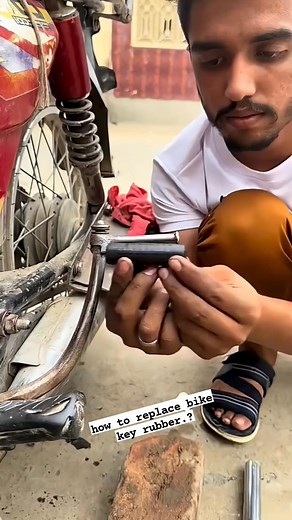 751K views · 2.5K reactions | how to replace bike key rubber.? #facebookreelsviral #usareels #repair #bikenoise | David Mechanical | Facebook