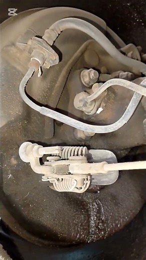 Toyota Land cruiser rear deference axle bearing noise