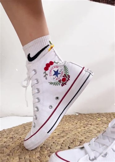 Embroidered Converse, Custom Flower Embroidered Shoes, Converse Embroidery Floral, Red Flower Embroidered Wedding Converse, Gift for Bride - Etsy